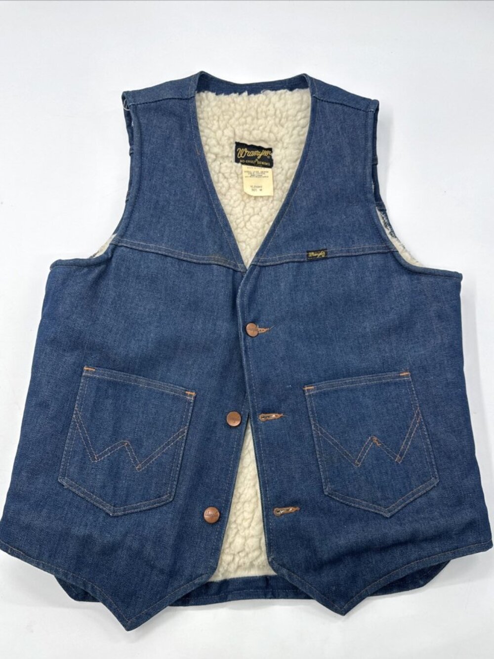 Vintage 70s Wrangler Vest No Fault Denim Mens Medium Blue Sherpa Lined USA Retro
